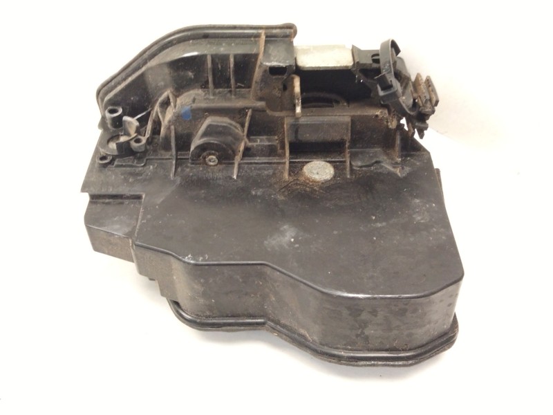 Recambio de cerradura puerta delantera izquierda para bmw 3 (f30, f80) 318 d xdrive referencia OEM IAM 7229461  