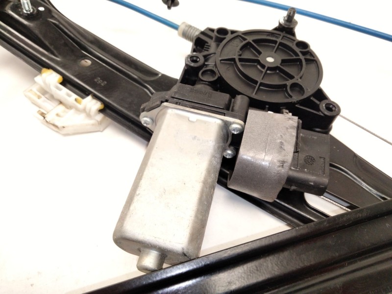 Recambio de elevalunas delantero derecho para bmw 3 (f30, f80) 318 d xdrive referencia OEM IAM 7259824  