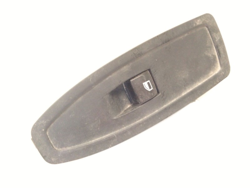 Recambio de mando elevalunas delantero derecho para bmw 3 (f30, f80) 318 d xdrive referencia OEM IAM 9208107  