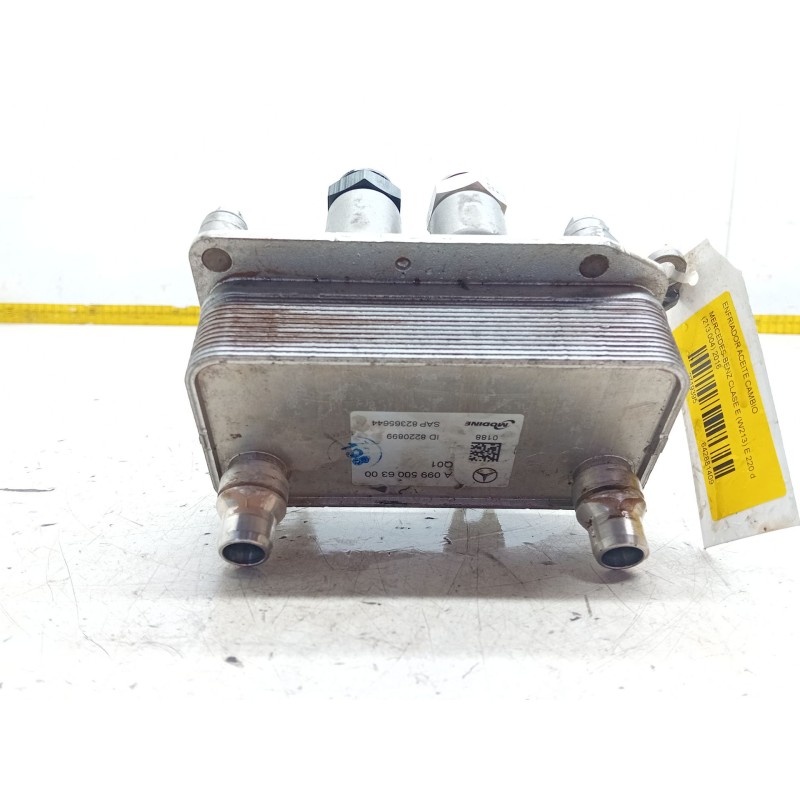 Recambio de enfriador aceite cambio para mercedes-benz clase e (w213) e 220 d (213.004) referencia OEM IAM A099500630  