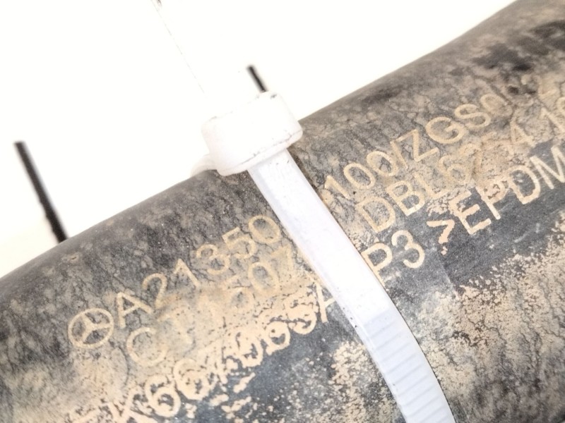 Recambio de tubo radiador para mercedes-benz clase e (w213) e 220 d (213.004) referencia OEM IAM A2135014100  
