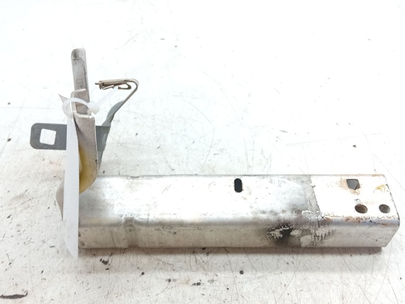 Recambio de puntera chasis delantera izquierda para mercedes-benz clase e (w213) e 220 d (213.004) referencia OEM IAM A213620040