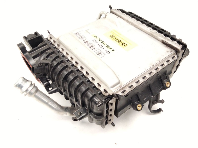 Recambio de intercooler para mercedes-benz clase e (w213) e 220 d (213.004) referencia OEM IAM A6540900100  