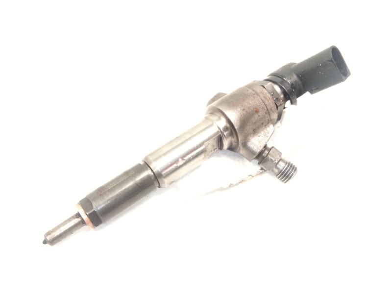 Recambio de inyector para ford transit connect monospace 1.6 tdci referencia OEM IAM 9802448680  