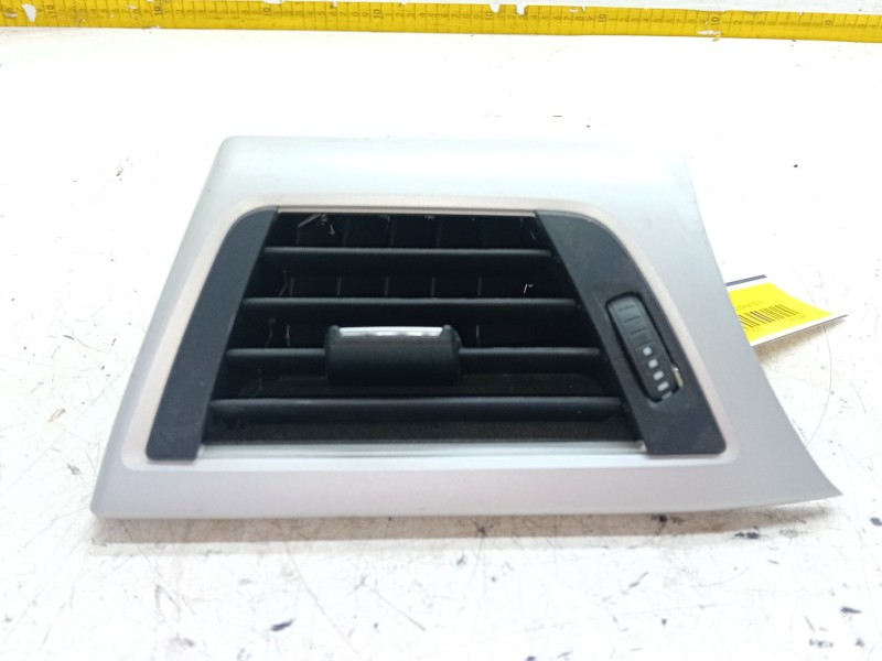 Recambio de aireador izquierdo para bmw 3 (f30, f80) 318 d xdrive referencia OEM IAM 921854911  