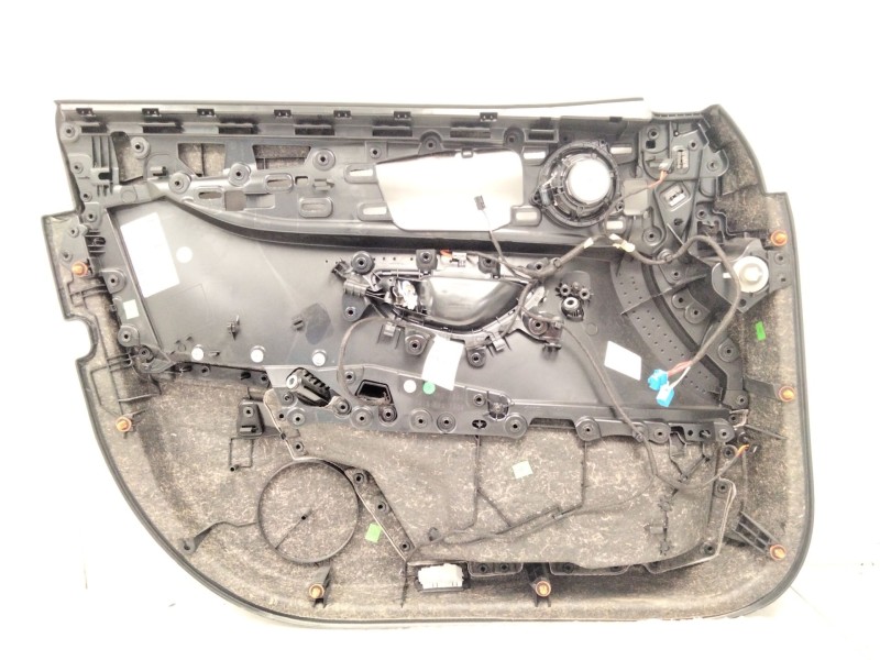 Recambio de guarnecido puerta delantera derecha para mercedes-benz clase e (w213) e 220 d (213.004) referencia OEM IAM A21372086