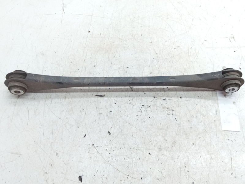 Recambio de brazo suspension inferior trasero derecho para bmw 3 (f30, f80) 318 d xdrive referencia OEM IAM 6792533  