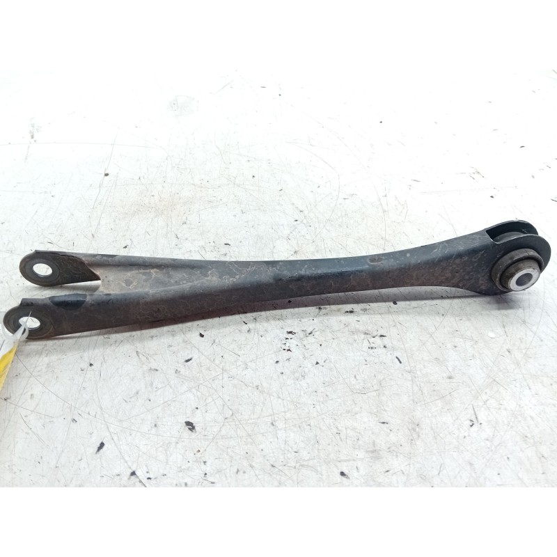 Recambio de brazo suspension inferior trasero derecho para bmw 3 (f30, f80) 318 d xdrive referencia OEM IAM 679252704  