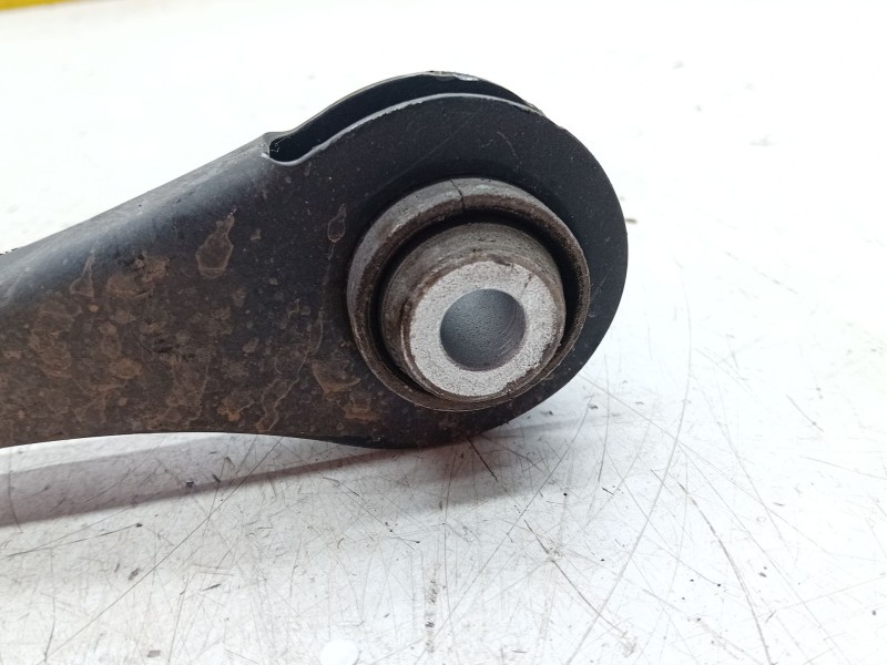 Recambio de brazo suspension inferior trasero derecho para bmw 3 (f30, f80) 318 d xdrive referencia OEM IAM 679252704  