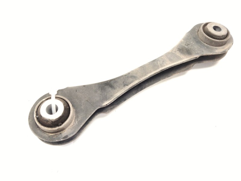 Recambio de brazo suspension superior trasero derecho para bmw 3 (f30, f80) 318 d xdrive referencia OEM IAM 6792517  