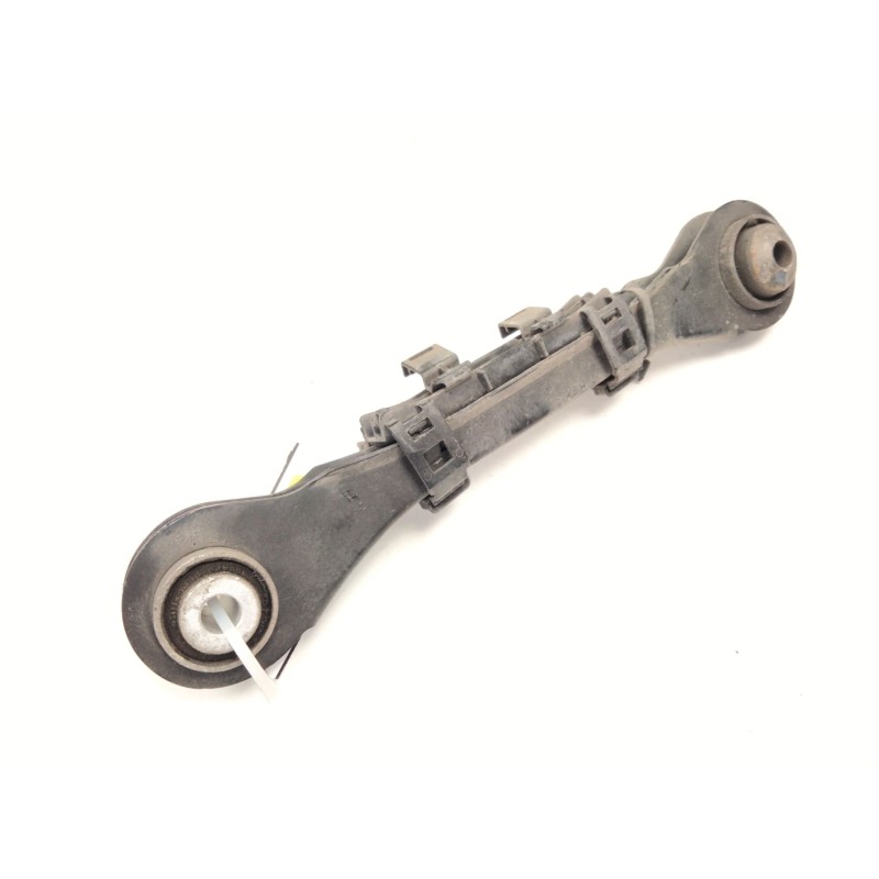 Recambio de brazo suspension superior trasero izquierdo para bmw 3 (f30, f80) 318 d xdrive referencia OEM IAM 6792519  