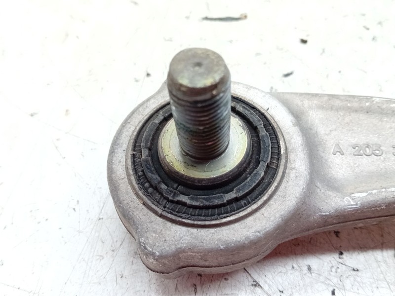 Recambio de bieleta estabilizadora delantera izquierda para mercedes-benz clase e (w213) e 220 d (213.004) referencia OEM IAM A2