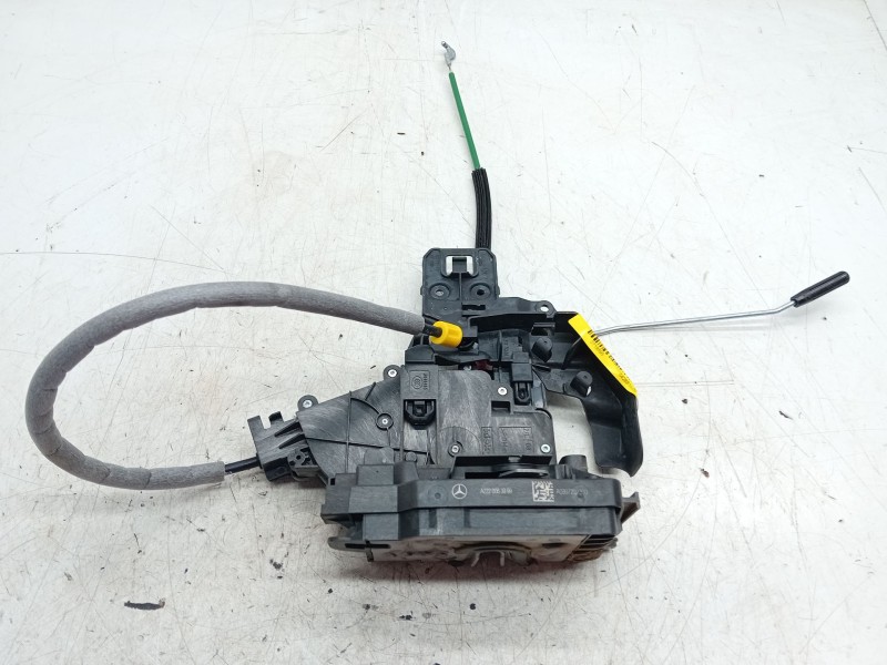Recambio de cerradura puerta delantera izquierda para mercedes-benz clase e (w213) e 220 d (213.004) referencia OEM IAM A2220063