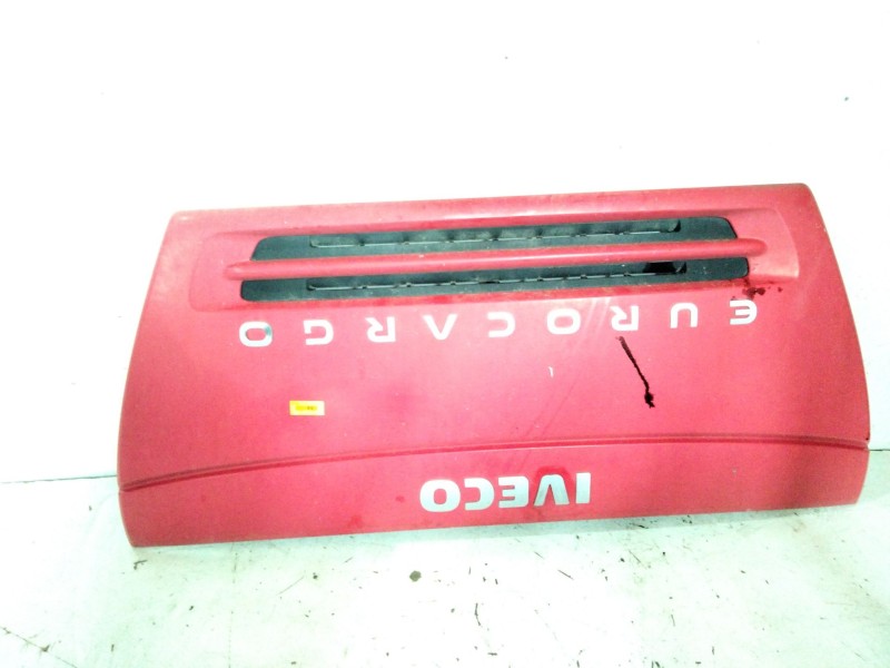 Recambio de calandra para iveco eurocargo 05.03  5.9 diesel referencia OEM IAM   