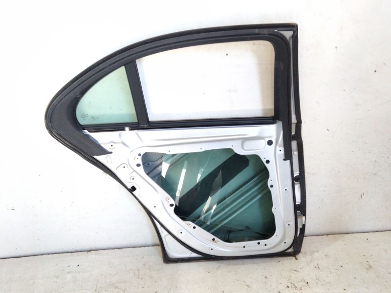 Recambio de puerta trasera izquierda para mercedes-benz clase e (w213) e 220 d (213.004) referencia OEM IAM A2137320110  