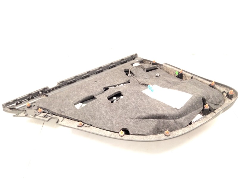 Recambio de guarnecido puerta trasera derecha para mercedes-benz clase e (w213) e 220 d (213.004) referencia OEM IAM A2137307805