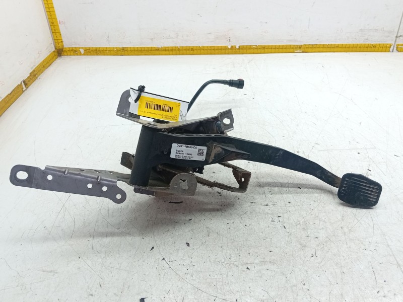 Recambio de pedal embrague para ford transit connect monospace 1.6 tdci referencia OEM IAM   