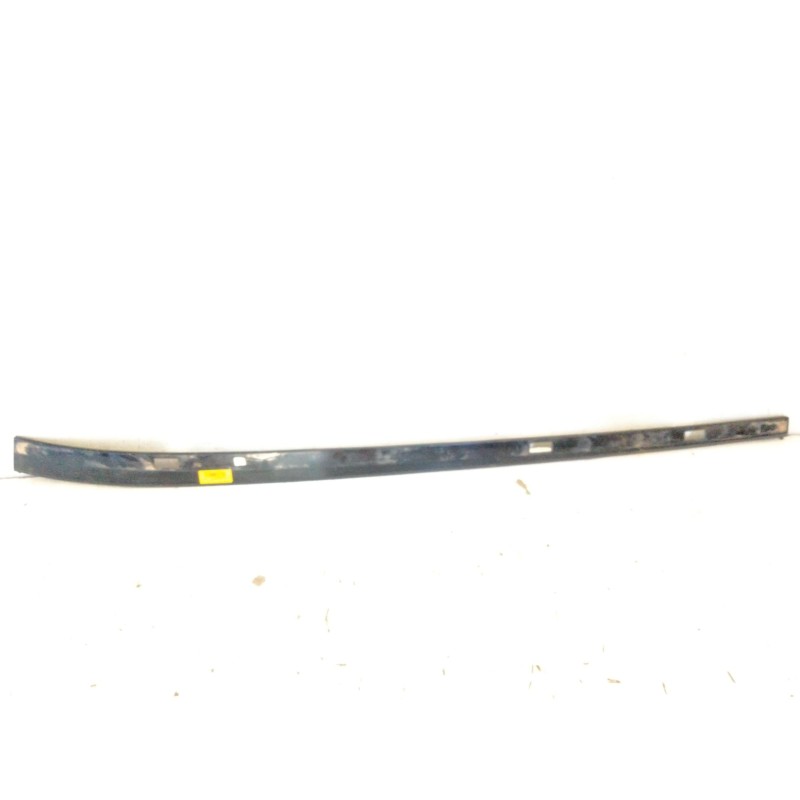 Recambio de moldura para hyundai tucson (nx4e, nx4a) 1.6 t-gdi plug-in-hybrid htrac referencia OEM IAM 1777016A  