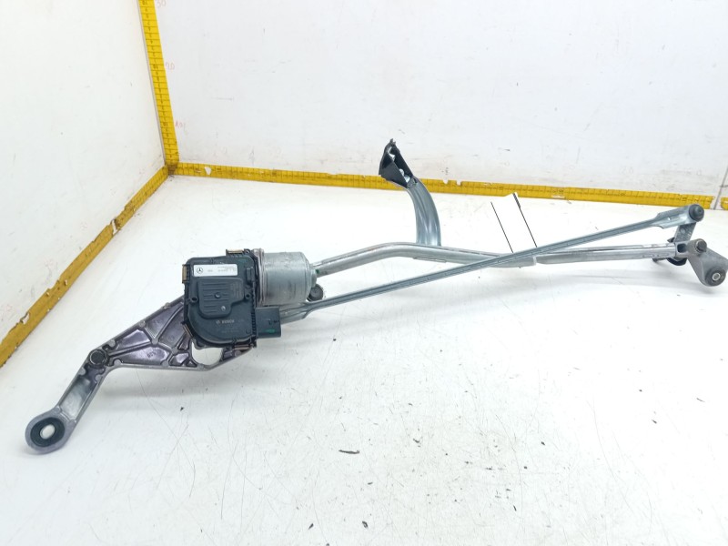 Recambio de motor limpia delantero para mercedes-benz clase e (w213) e 220 d (213.004) referencia OEM IAM A2138200540  