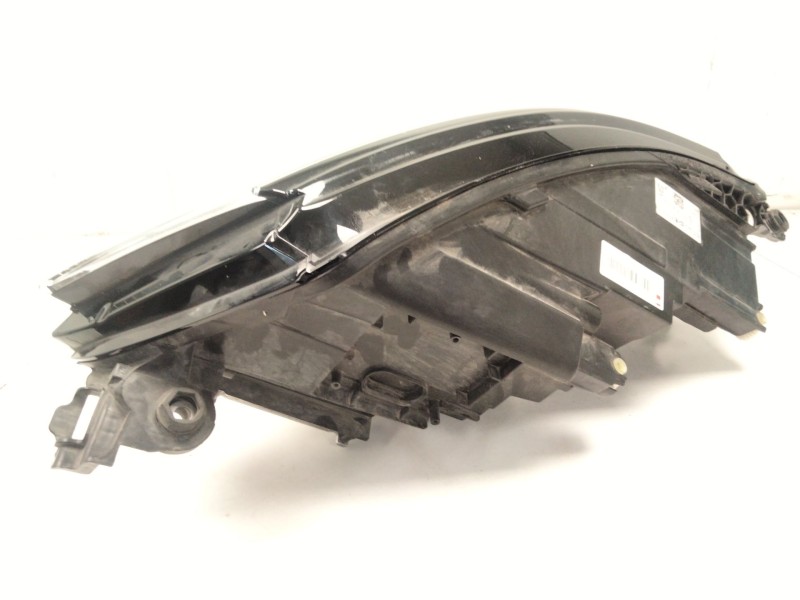 Recambio de faro xenon derecho para skoda kodiaq referencia OEM IAM 566941016H  