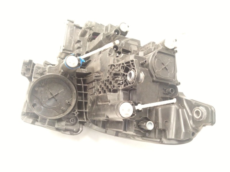 Recambio de faro xenon derecho para skoda kodiaq referencia OEM IAM 566941016H  
