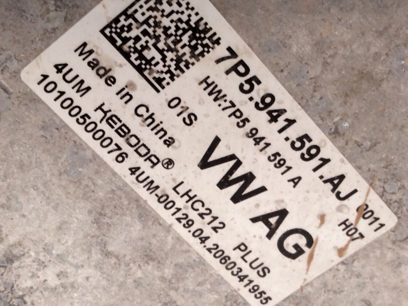 Recambio de faro xenon derecho para volkswagen t-roc (a11, d11) 1.5 tsi referencia OEM IAM 2GA941036  