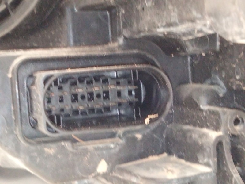 Recambio de faro xenon derecho para volkswagen t-roc (a11, d11) 1.5 tsi referencia OEM IAM 2GA941036  