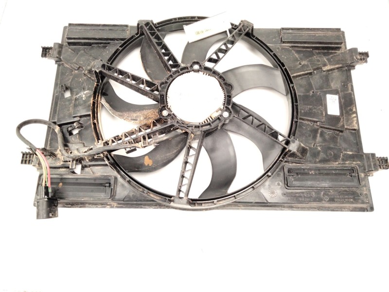 Recambio de electroventilador para volkswagen t-roc (a11, d11) 1.5 tsi referencia OEM IAM 5Q0121203  