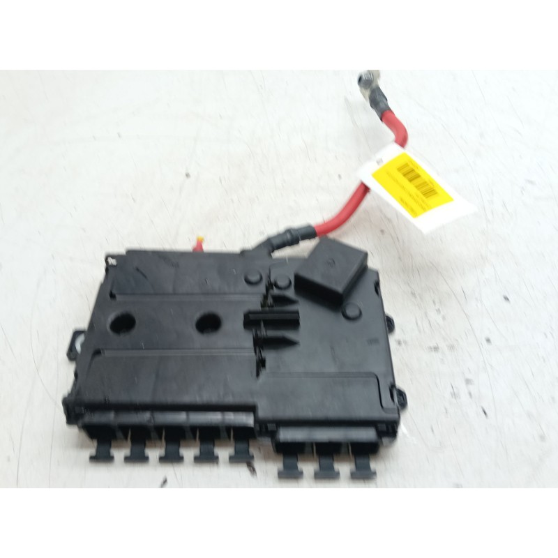 Recambio de fusible bateria para mercedes-benz clase e (w213) e 220 d (213.004) referencia OEM IAM A2135406200  