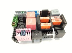 Recambio de caja fusibles para mercedes-benz clase e (w213) e 220 d (213.004) referencia OEM IAM A2139068701  