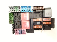 Recambio de caja fusibles para mercedes-benz clase e (w213) e 220 d (213.004) referencia OEM IAM A2139068701   2