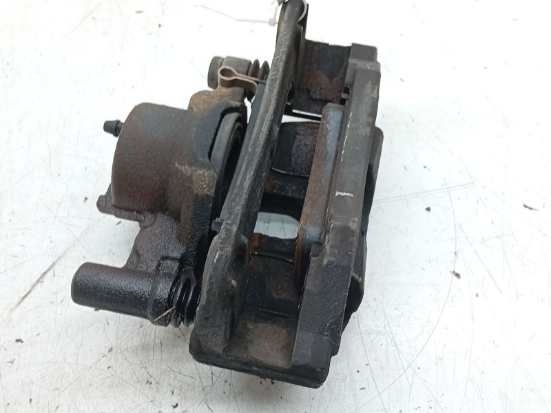 Recambio de pinza freno delantera derecha para mazda 6 berlina (gg) 2.0 crtd 143 active (4-ptas.) referencia OEM IAM   