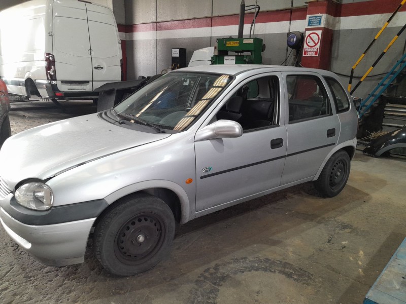 opel corsa b (s93) del año 1997