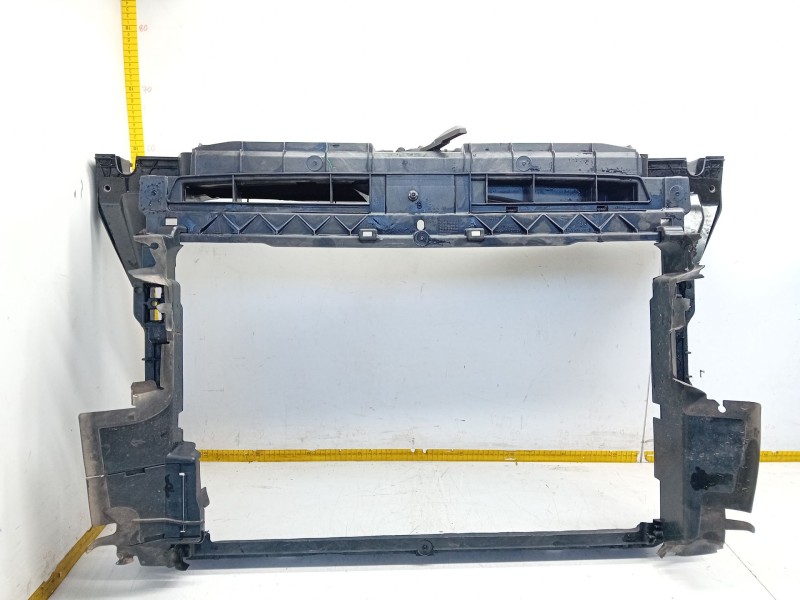 Recambio de panel frontal para volkswagen t-roc (a11, d11) 1.5 tsi referencia OEM IAM 2GA805588  