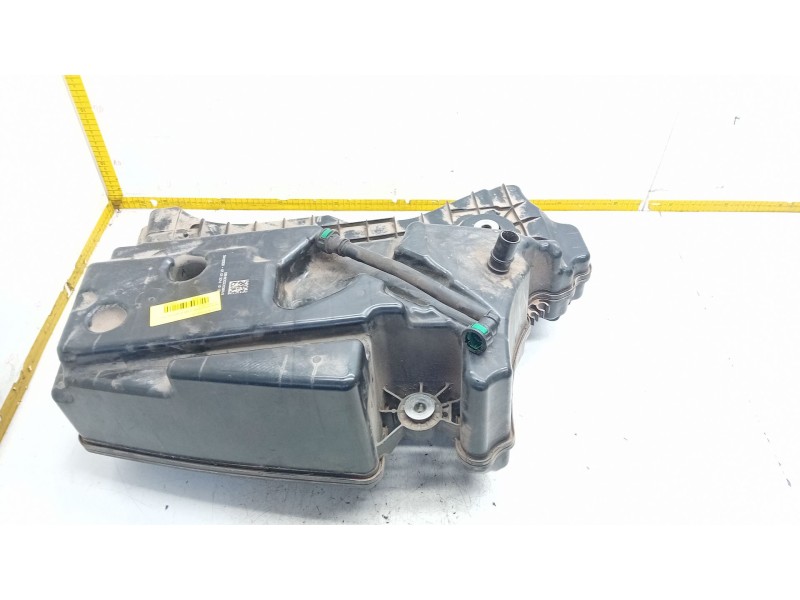 Recambio de deposito adblue para mercedes-benz clase e (w213) e 220 d (213.004) referencia OEM IAM A2134706001  