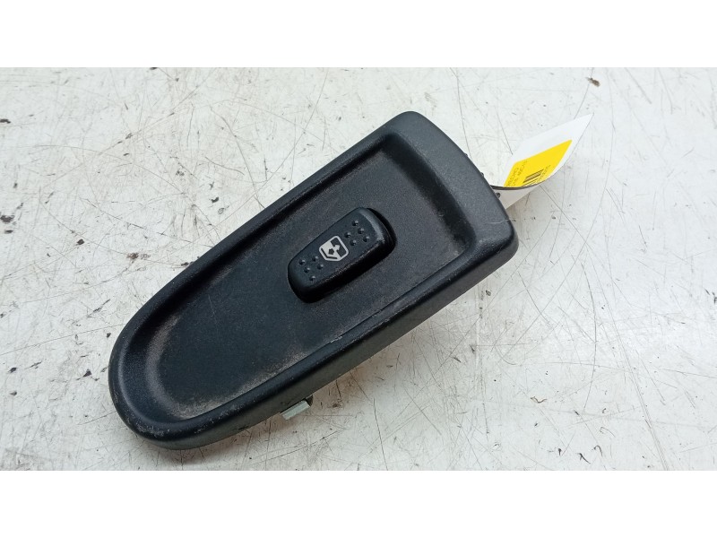 Recambio de mando elevalunas delantero derecho para iveco daily vi caja/chasis 35s18, 35c18, 40c18, 50c18, 60c18, 65c18, 70c18 r