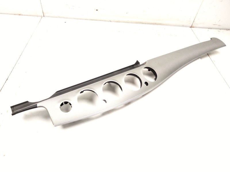 Recambio de moldura para mercedes-benz clase e (w213) e 220 d (213.004) referencia OEM IAM A2136809100  