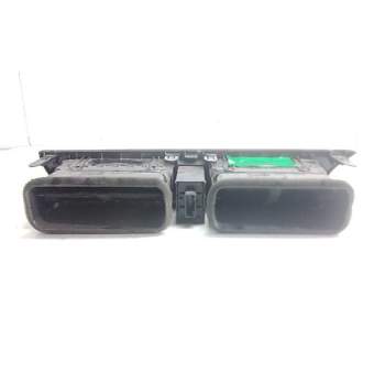 Recambio de aireador central para lexus ct 200h referencia OEM IAM 5568876010  