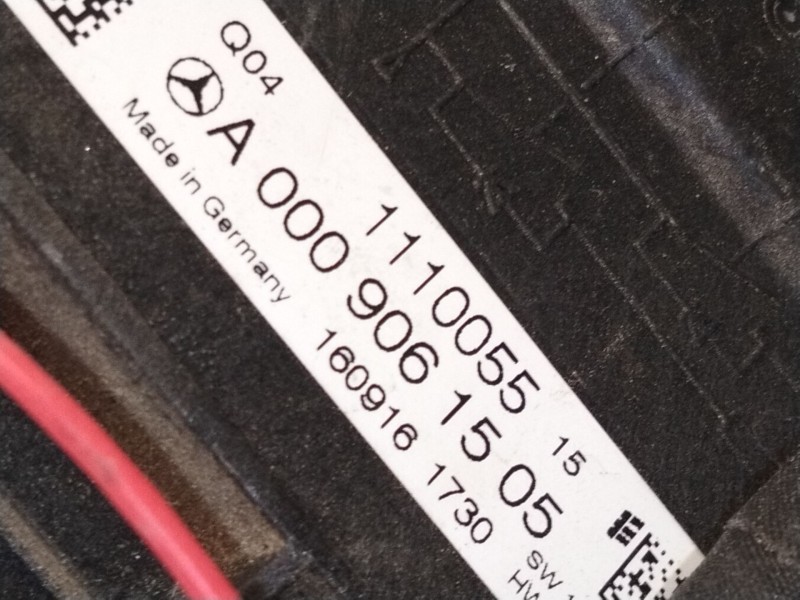 Recambio de fusible bateria para mercedes-benz clase e (w213) e 220 d (213.004) referencia OEM IAM A0009061505  