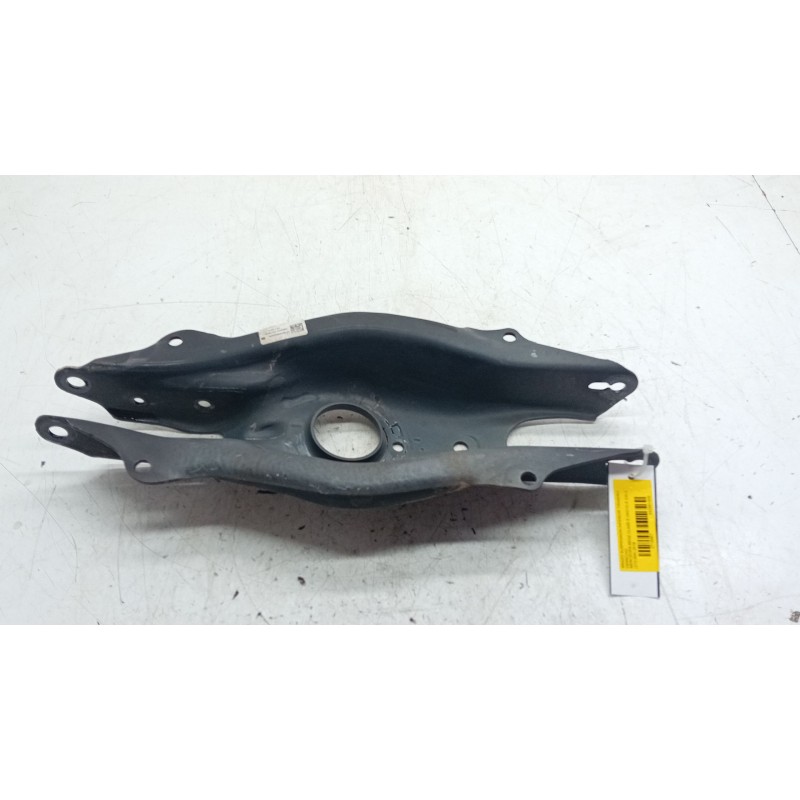 Recambio de brazo suspension inferior trasero derecho para mercedes-benz clase e (w213) e 220 d (213.004) referencia OEM IAM 205
