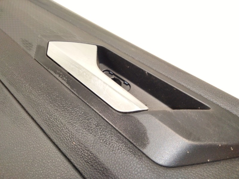 Recambio de guarnecido puerta trasera izquierda para volkswagen t-roc (a11, d11) 1.5 tsi referencia OEM IAM 2GA867211  
