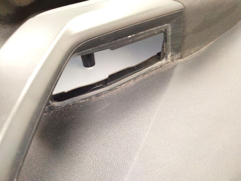 Recambio de guarnecido puerta trasera izquierda para volkswagen t-roc (a11, d11) 1.5 tsi referencia OEM IAM 2GA867211  