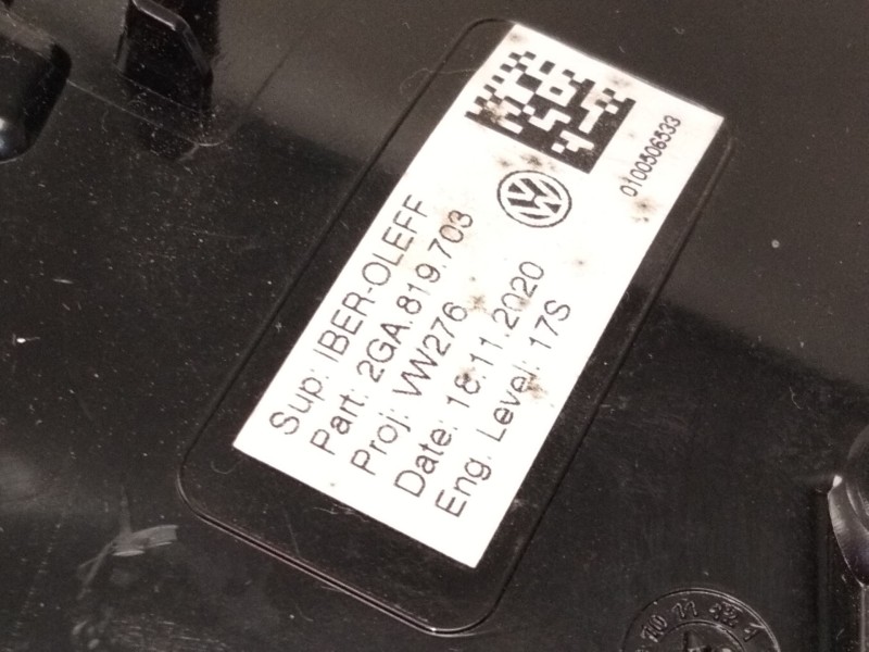 Recambio de aireador izquierdo para volkswagen t-roc (a11, d11) 1.5 tsi referencia OEM IAM 2GA819703  