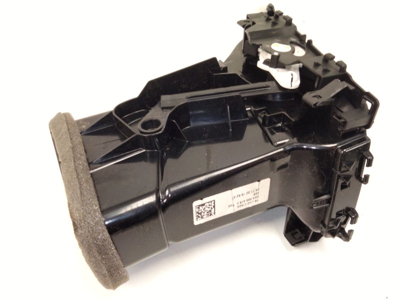 Recambio de aireador izquierdo para volkswagen t-roc (a11, d11) 1.5 tsi referencia OEM IAM 2GA819703  