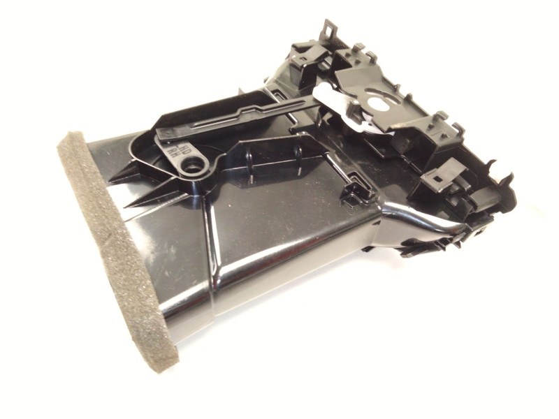 Recambio de aireador derecho para volkswagen t-roc (a11, d11) 1.5 tsi referencia OEM IAM 2GA819704  