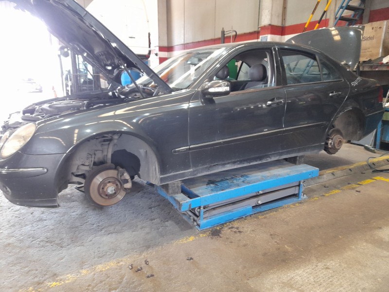 mercedes-benz clase e (w211) del año 2003