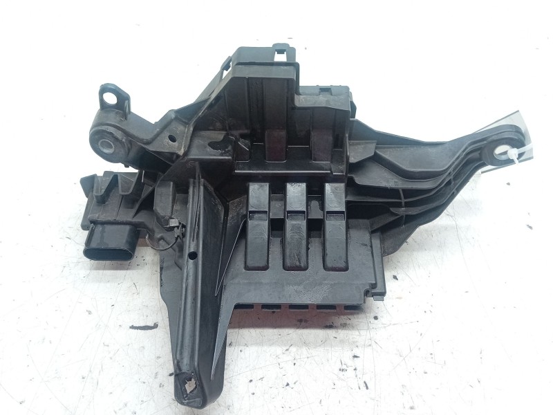 Recambio de fusible bateria para mercedes-benz clase e (w213) e 220 d (213.004) referencia OEM IAM A2135400350  