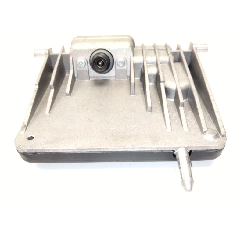 Recambio de camara delantera para mercedes-benz clase e (w213) e 220 d (213.004) referencia OEM IAM A2139003010  