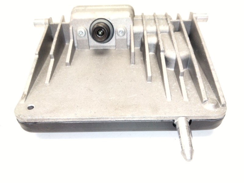 Recambio de camara delantera para mercedes-benz clase e (w213) e 220 d (213.004) referencia OEM IAM A2139003010  