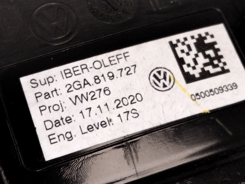 Recambio de aireador central izquierdo para volkswagen t-roc (a11, d11) 1.5 tsi referencia OEM IAM 2GA819727  